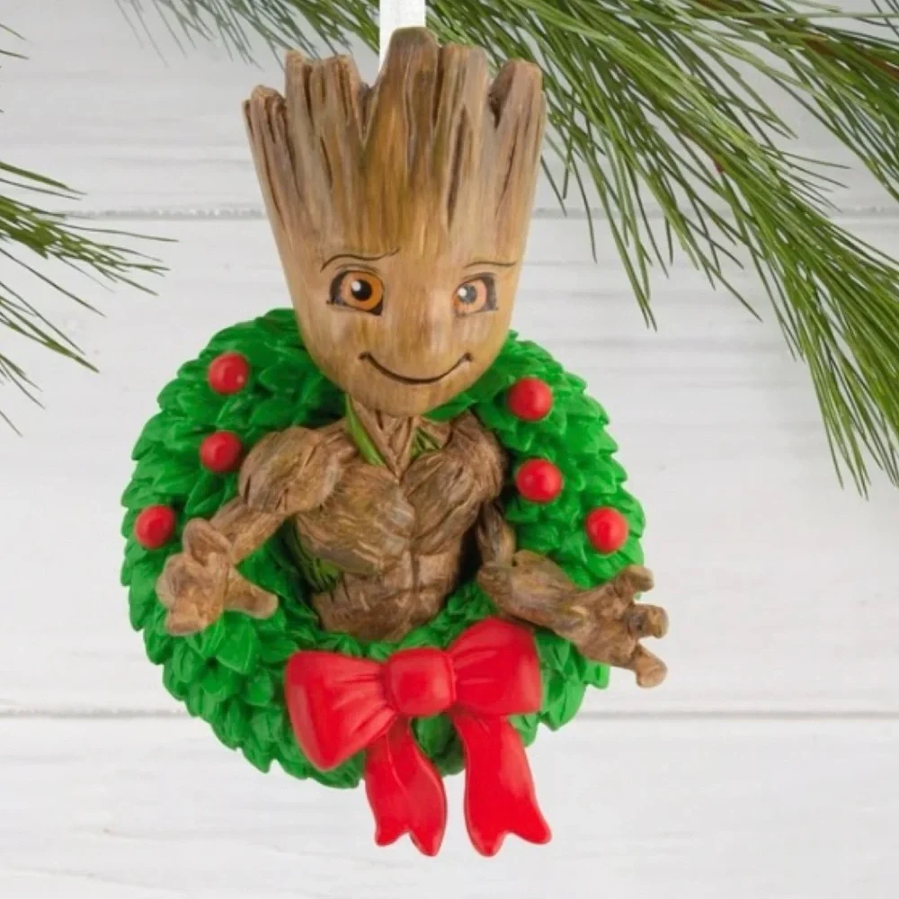 Hallmark Marvel Guardians of the Galaxy “Groot in Holiday Wreath” Ornament (NWT)